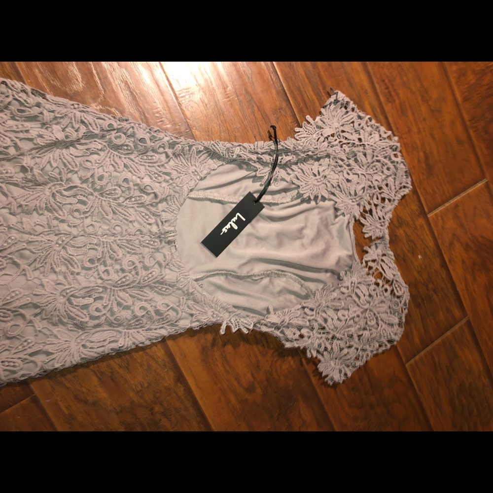 Dress - Picture 2 of 2